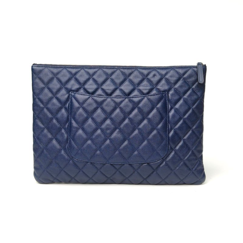 CHANEL CF手拿包大號35藍色荔枝牛皮24開銀扣肩背包-2