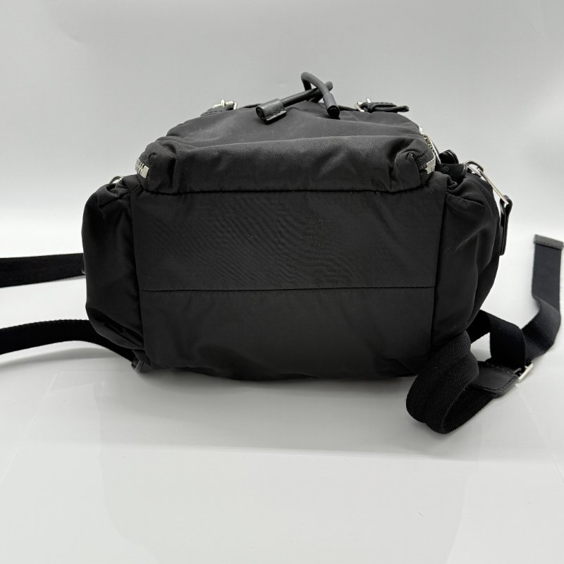 BURBERR 黑色尼龍 雙肩包-3