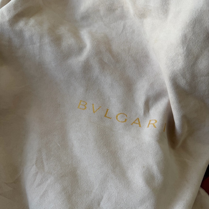 Bvlgari 限量金色卯釘包-8