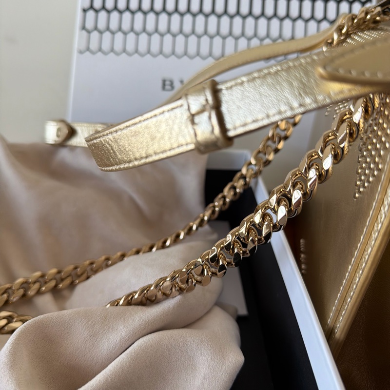 Bvlgari 限量金色卯釘包-20