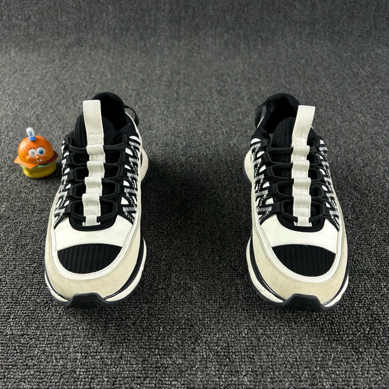 Chanel香奈兒白色25C運動鞋 尺碼:39 整體成色不錯-1