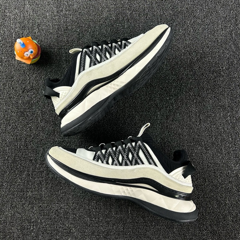 Chanel香奈兒白色25C運動鞋 尺碼:39 整體成色不錯-2