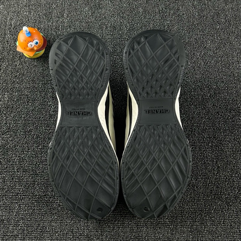 Chanel香奈兒白色25C運動鞋 尺碼:39 整體成色不錯-7