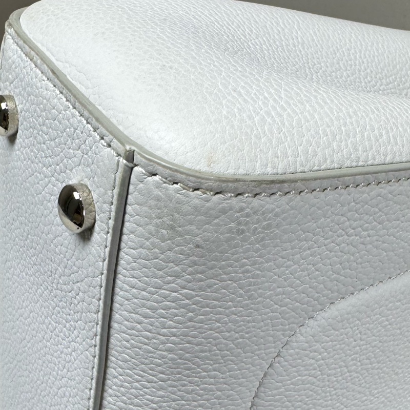 Chanel香奈兒mini托特魚子醬牛皮-10