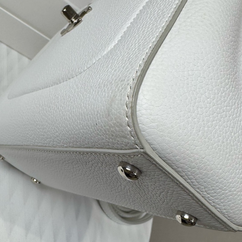 Chanel香奈兒mini托特魚子醬牛皮-13