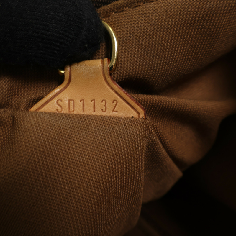 LOUIS VUITTON Monogram Tivoli GM金扣肩背袋-13