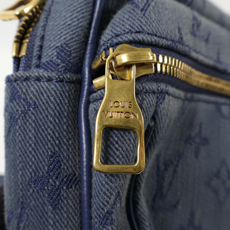 LOUIS VUITTON Monogram Denim Outdoor Bumbag金扣肩背袋-13