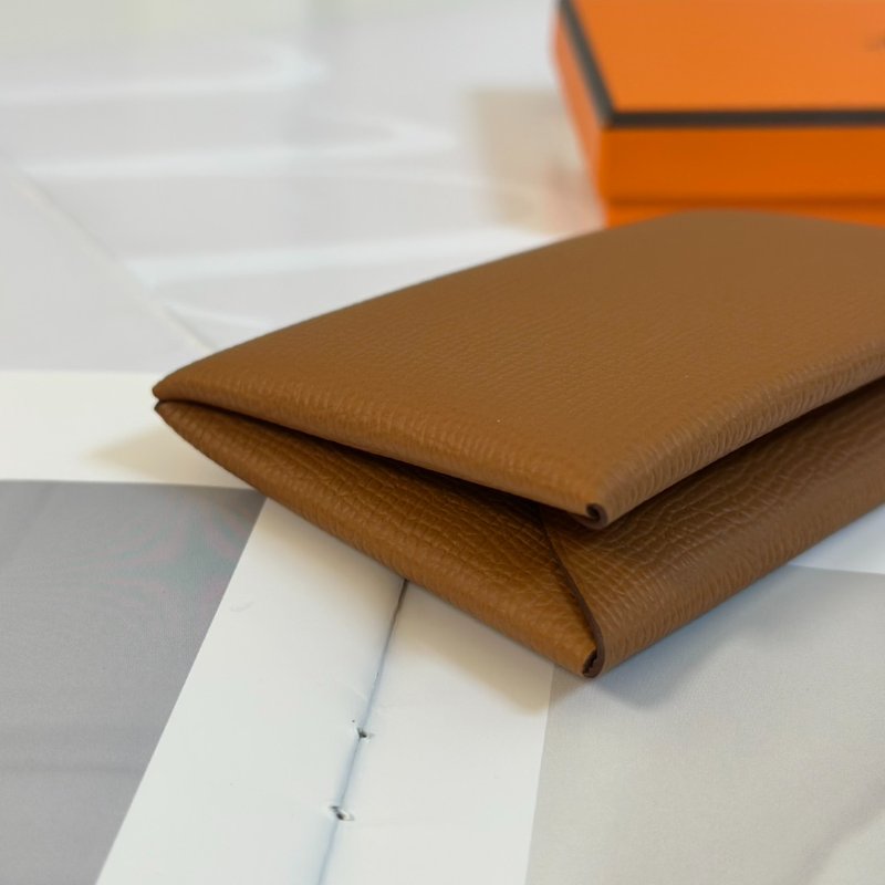 HERMES Calvi 卡包 - 金棕 B-3