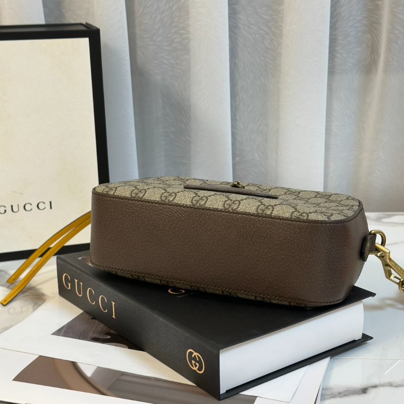 GUCCI Superme虎頭老花相機包-4