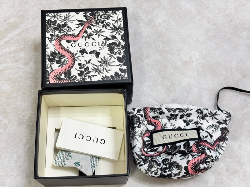 Gucci 草莓水鑽垂墜耳環-6