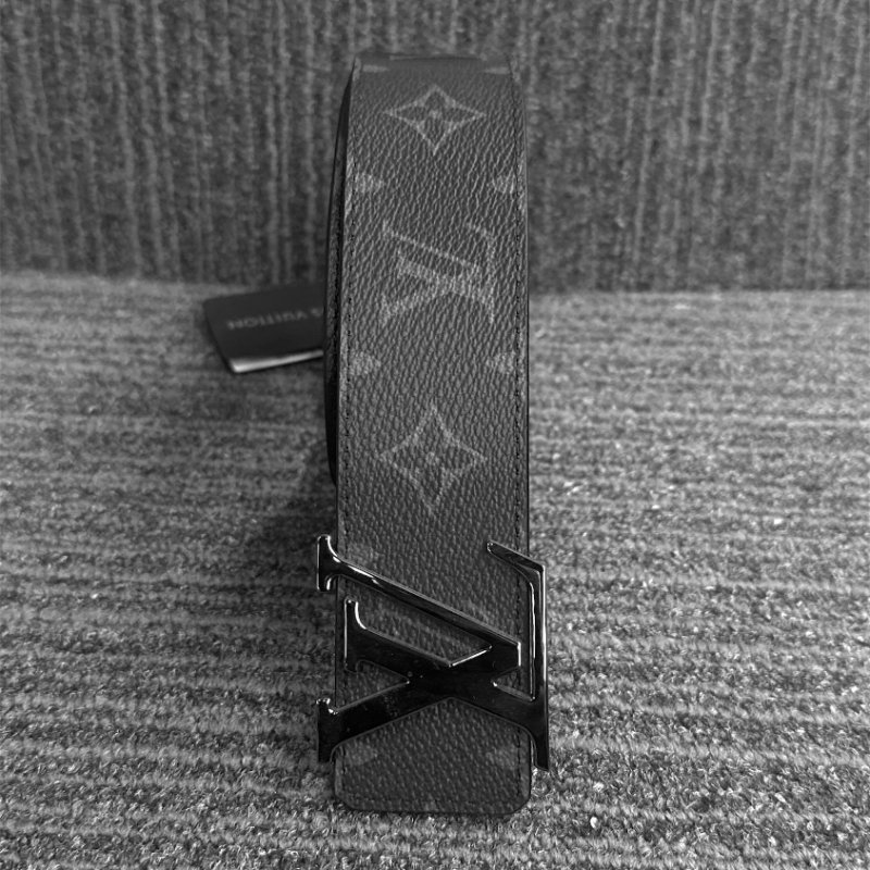 【LOUIS VUITTON LV 路易威登】INITIALES 經典MONOGRAM花紋銀釦雙面腰帶/皮帶(石墨色)(下單前須先私訊)-1