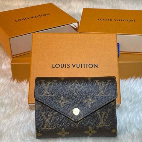 【LOUIS VUITTON LV 路易威登】LOUIS VUITTON-經典花紋三折零錢短夾(下單前須先私訊)