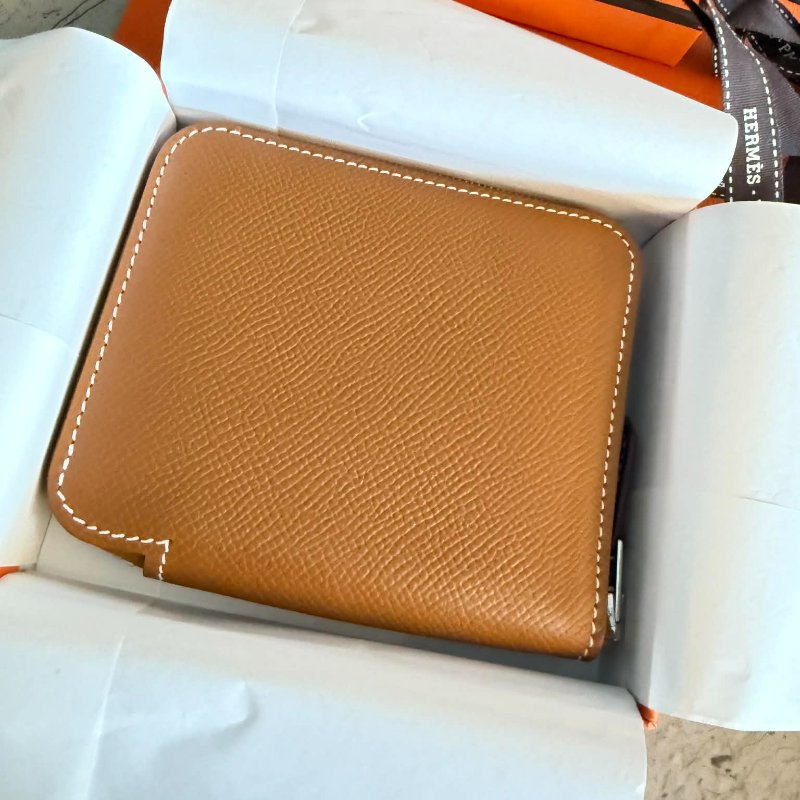 HERMES 自由之城絲巾短夾 金棕色 B刻印-0