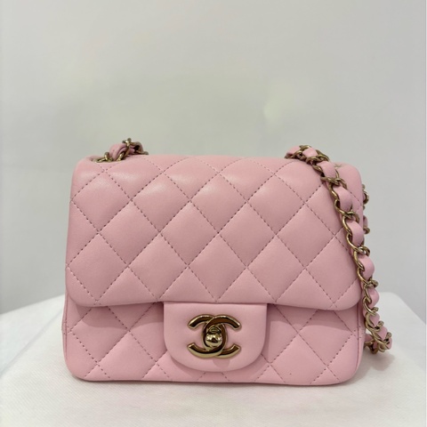 CHANEL粉羊皮淡金釦方胖17cm