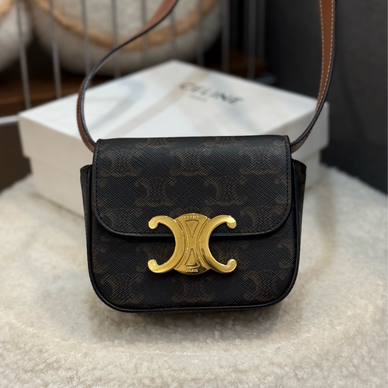 (國外購證全配)Celine 凱旋門老花小廢包-1