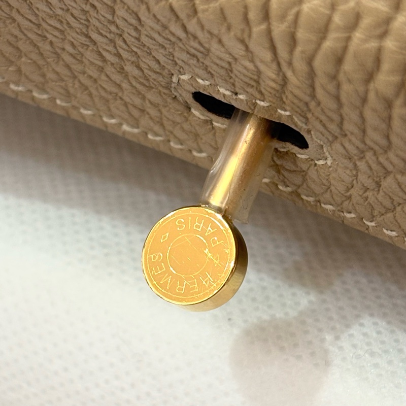 HERMES風衣灰金釦TC皮Mini Lindy-9