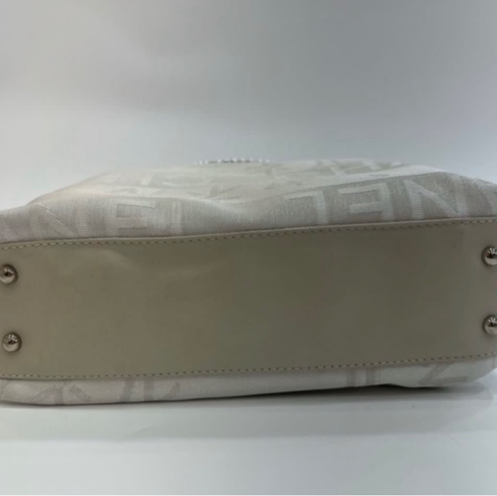 Chanel Ginza Limited Edition Bag White 香奈兒銀座限定白色中古包-7