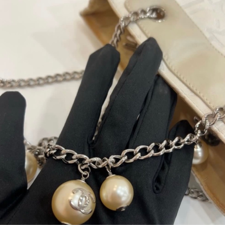 Chanel Ginza Limited Edition Bag White 香奈兒銀座限定白色中古包-10