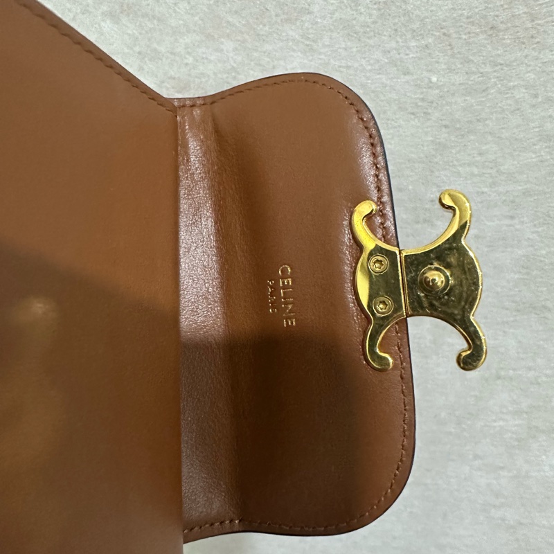 Celine CELINE 老花凱旋門三折短夾-6