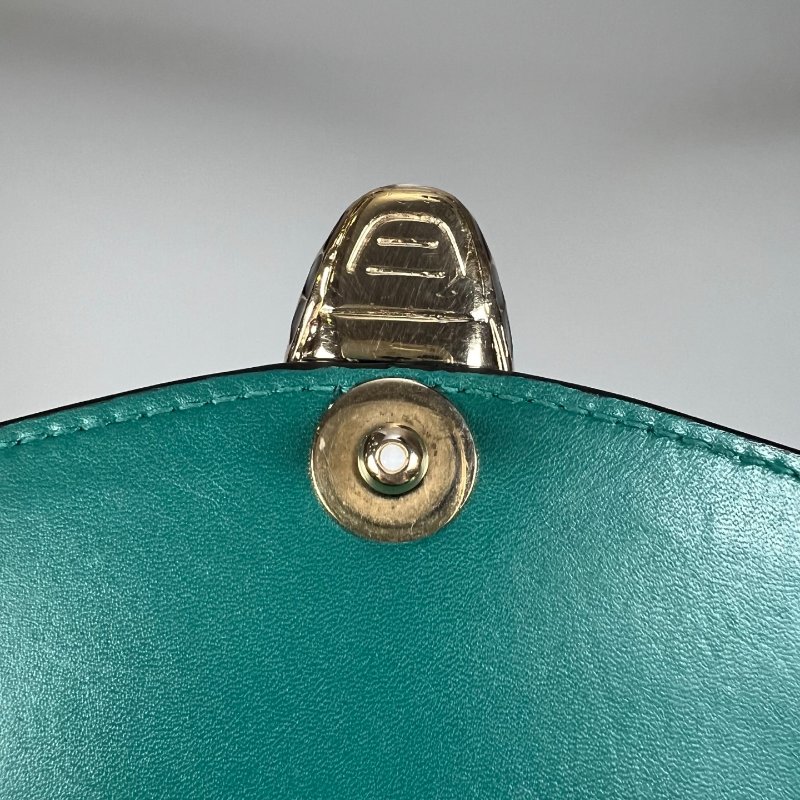 BVLGARI 綠蛇頭包小-8