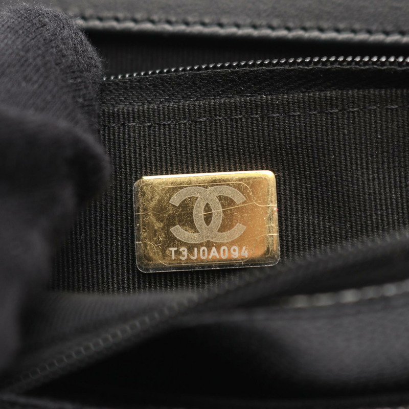 香奈兒 (CHANEL) Matelasse 經典鏈條斜挎包，小牛皮，黑色，二手，金色五金-5