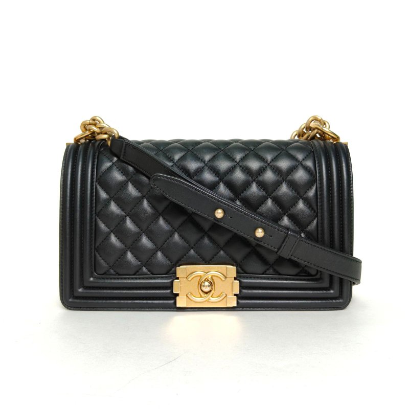 CHANEL Leboy中號25黑色羊皮30開金扣菱格紋肩背包-0