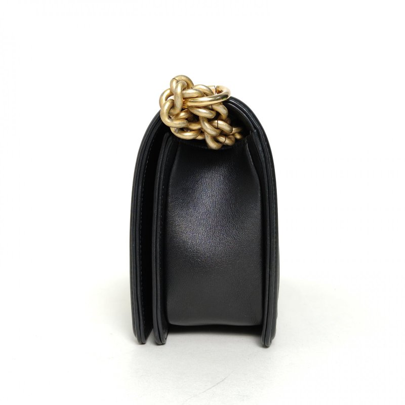CHANEL Leboy中號25黑色羊皮30開金扣菱格紋肩背包-3