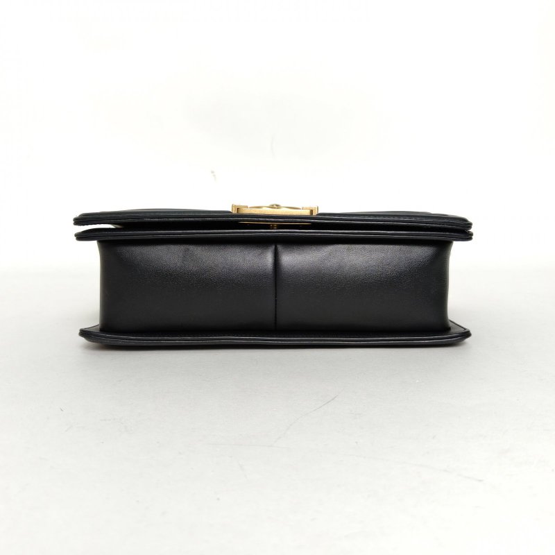 CHANEL Leboy中號25黑色羊皮30開金扣菱格紋肩背包-4