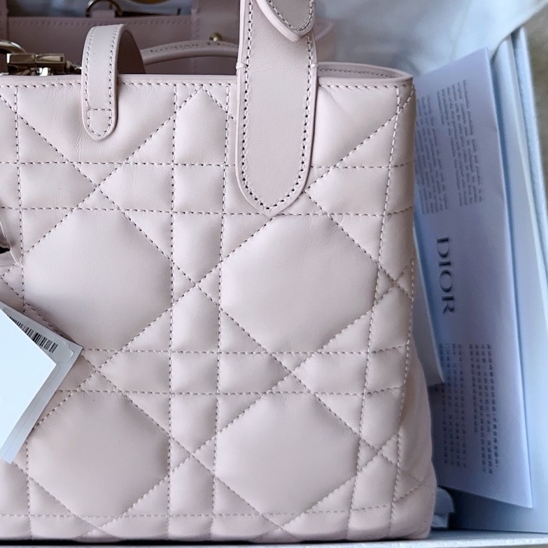 【配件：帶票大全套 💕】Dior 土著 橫版 中號 粉色 櫻花粉色手提袋-3