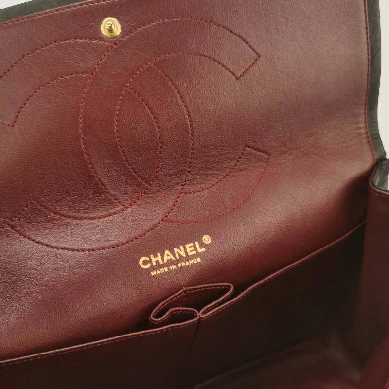 Chanel 2.55 Flag Bag經典款Maxi油蠟皮菱格絎縫矩形旋扣單肩包-7