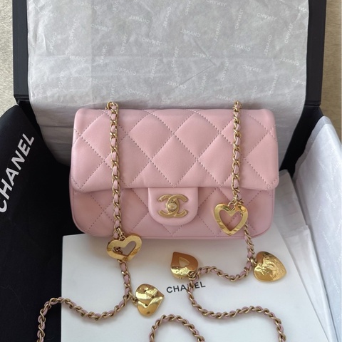 【配件：防塵袋 💕 】Chanel 22B cf mini 粉色 櫻花粉 愛心吊墜 羊皮 手提 單肩 斜挎
