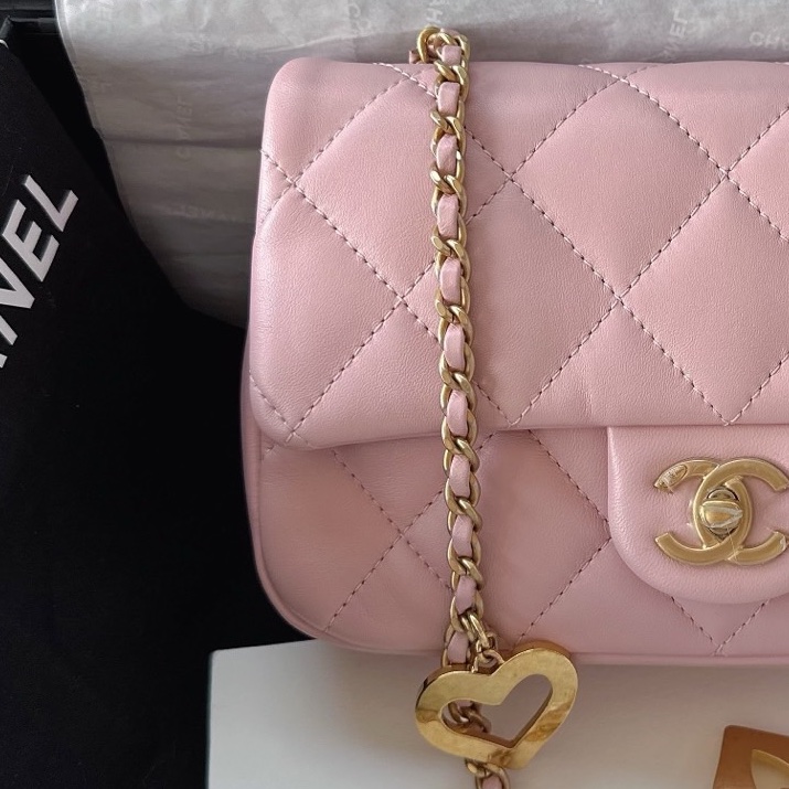 【配件：防塵袋 💕 】Chanel 22B cf mini 粉色 櫻花粉 愛心吊墜 羊皮 手提 單肩 斜挎-4