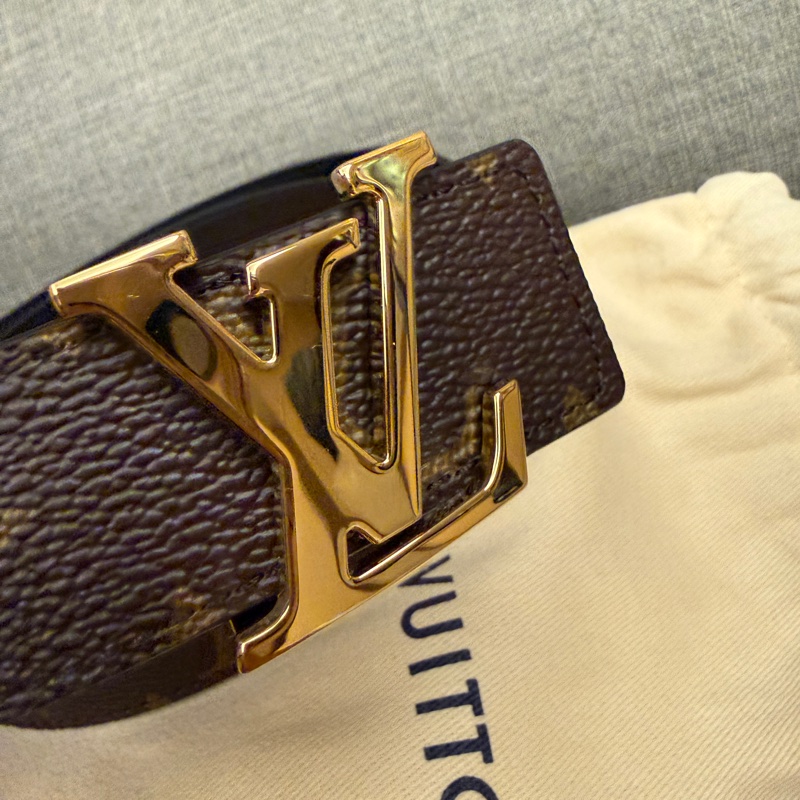 lv 經典皮帶 雙面可用 全新沒用到 90公分-8