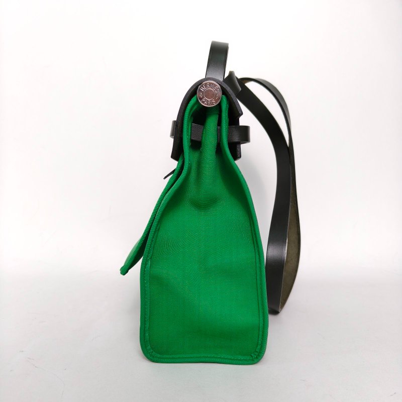 HERMES Herbag311K竹子綠帆布/Hunter牛皮A刻銀扣肩背包-1