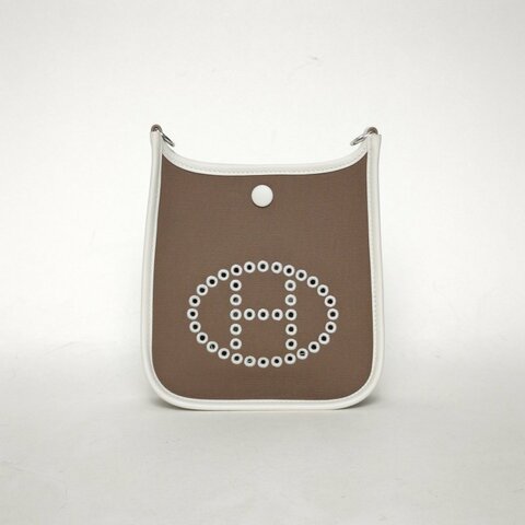 HERMES EvelyneMini1618大象灰拼M4奶灰色Swift皮/帆布K2025銀扣肩背包