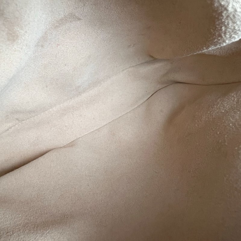 GUCCI 550156  黑Marmont直立相機包-8