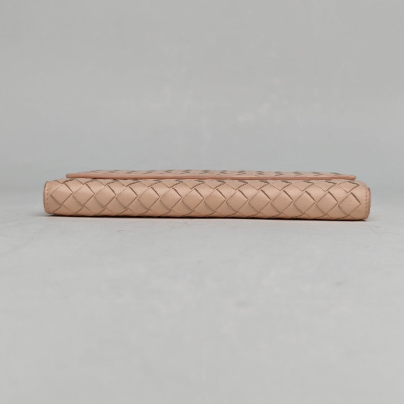 BOTTEGA VENETA 粉色羊皮經典編織中長款錢包肩背包-4