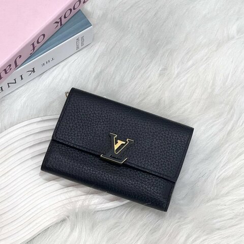 LV M62157 /晶片款 黑拼玫紅色capucines三折短夾