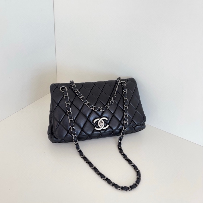 【98新🆕】Chanel  黑銀泡芙cf 菱格紋腋下包-1
