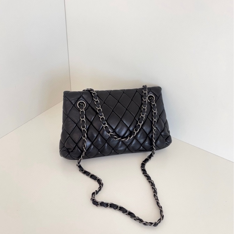 【98新🆕】Chanel  黑銀泡芙cf 菱格紋腋下包-2