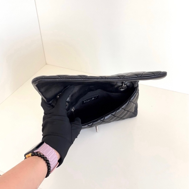 【98新🆕】Chanel  黑銀泡芙cf 菱格紋腋下包-8