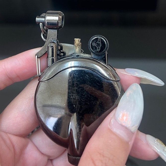 vivienne westwood NANA同款土星打火機（黑）-3