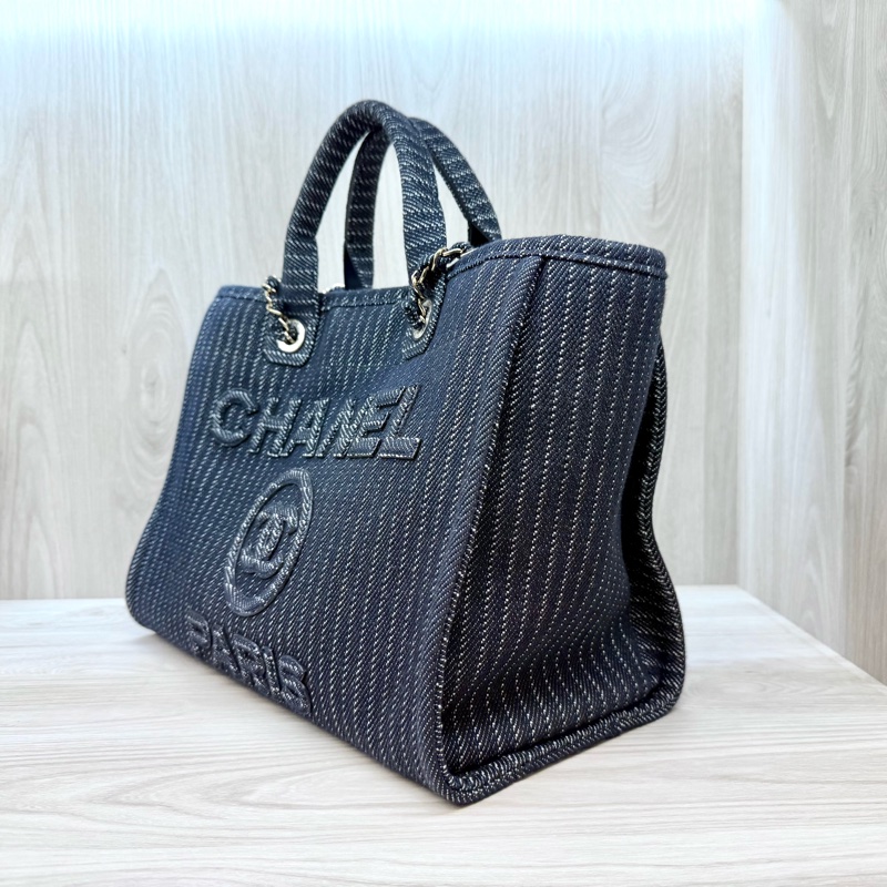 CHANEL深藍色白線帆布淡金鍊沙灘包AS3351-2