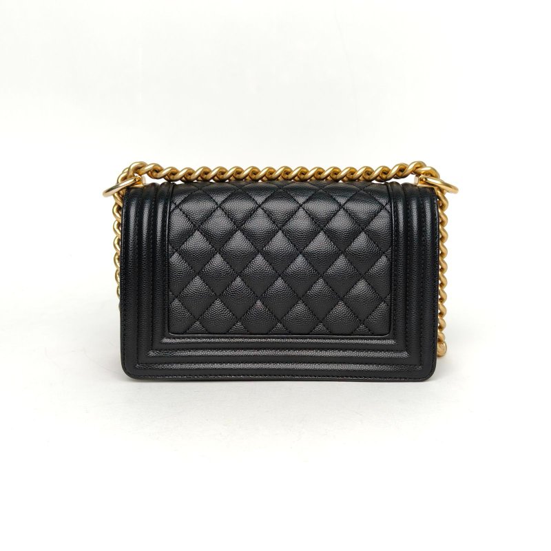 CHANEL Leboy小號20.5黑色荔枝牛皮晶片開金扣菱格紋肩背包-2