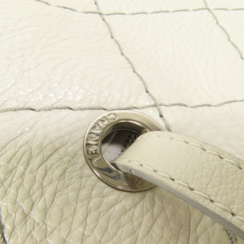 CHANEL 皮革Chain Shoulder銀扣肩背袋-6