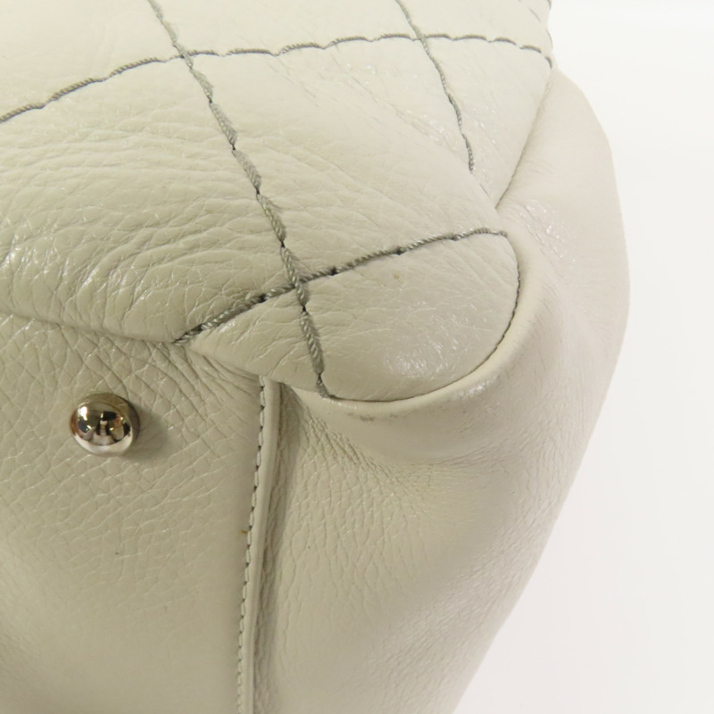 CHANEL 皮革Chain Shoulder銀扣肩背袋-10