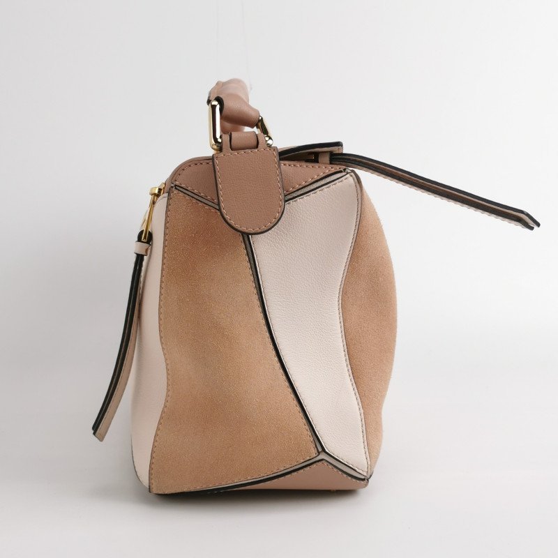 Loewe Puzzle中號牛皮翻毛皮拼色幾何線條單肩包-3