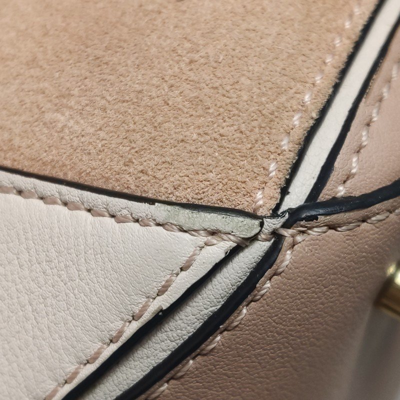 Loewe Puzzle中號牛皮翻毛皮拼色幾何線條單肩包-15