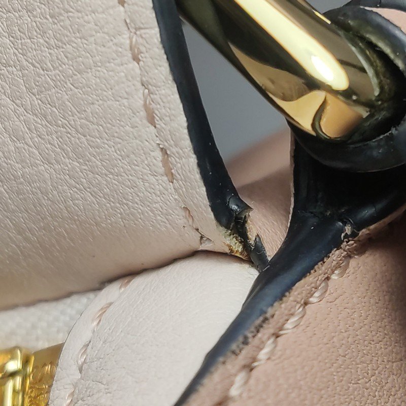 Loewe Puzzle中號牛皮翻毛皮拼色幾何線條單肩包-17