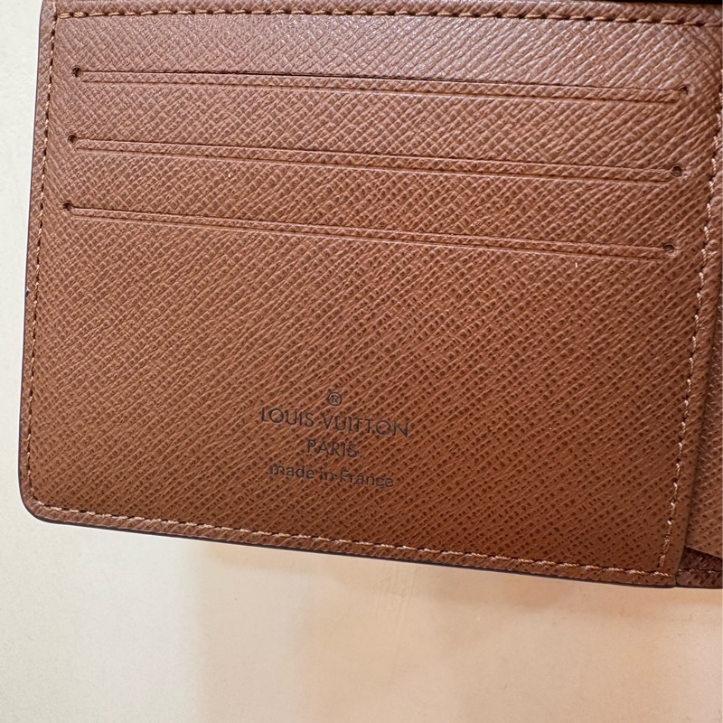 LV 全新對開交叉老花短夾-2